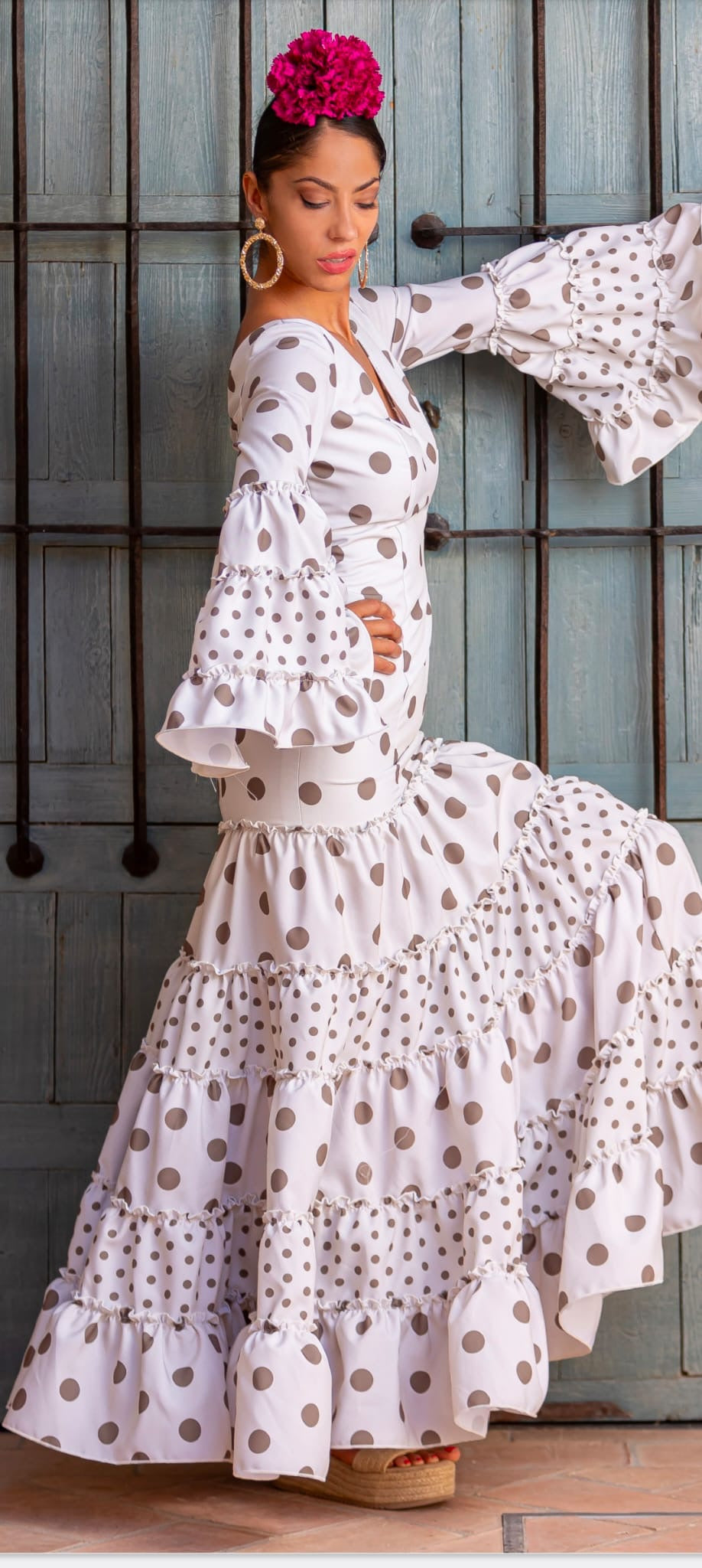 traje flamenca lirios